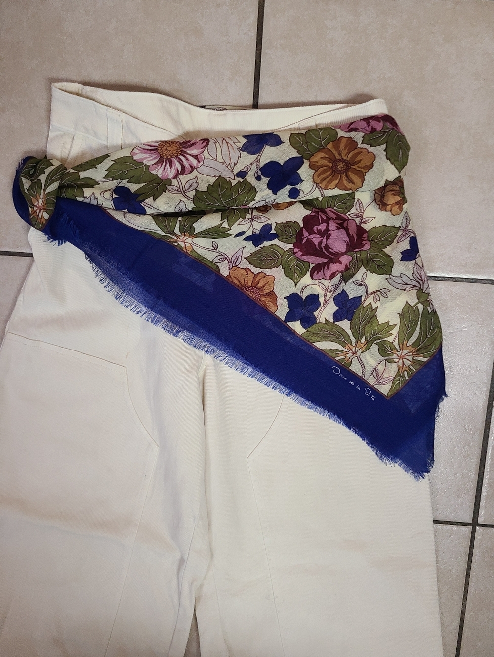 Vintage Oscar De La RentaFloral Triangle Scarf with Royal Blue Border